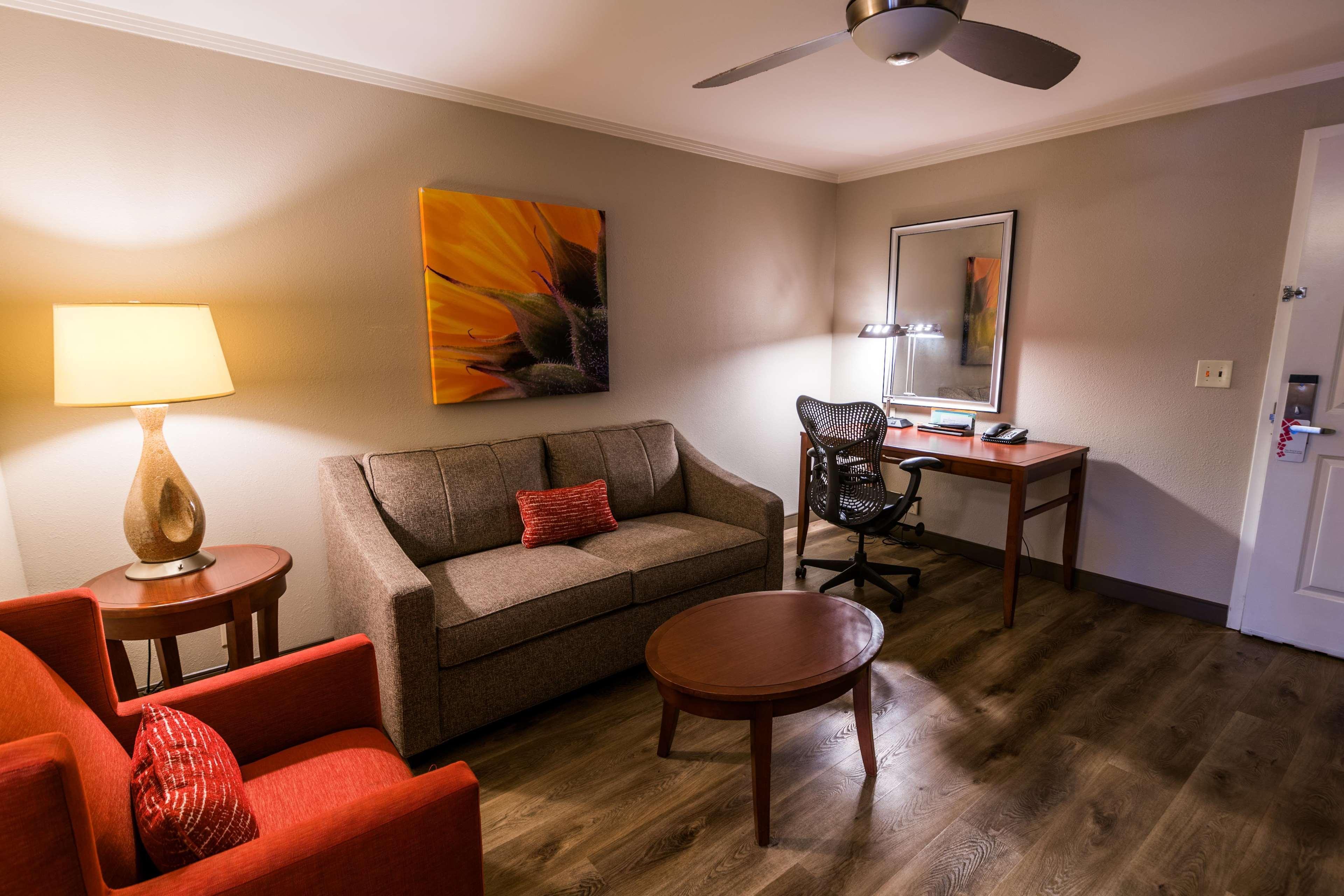Hotel Hilton Garden Bowling 3*