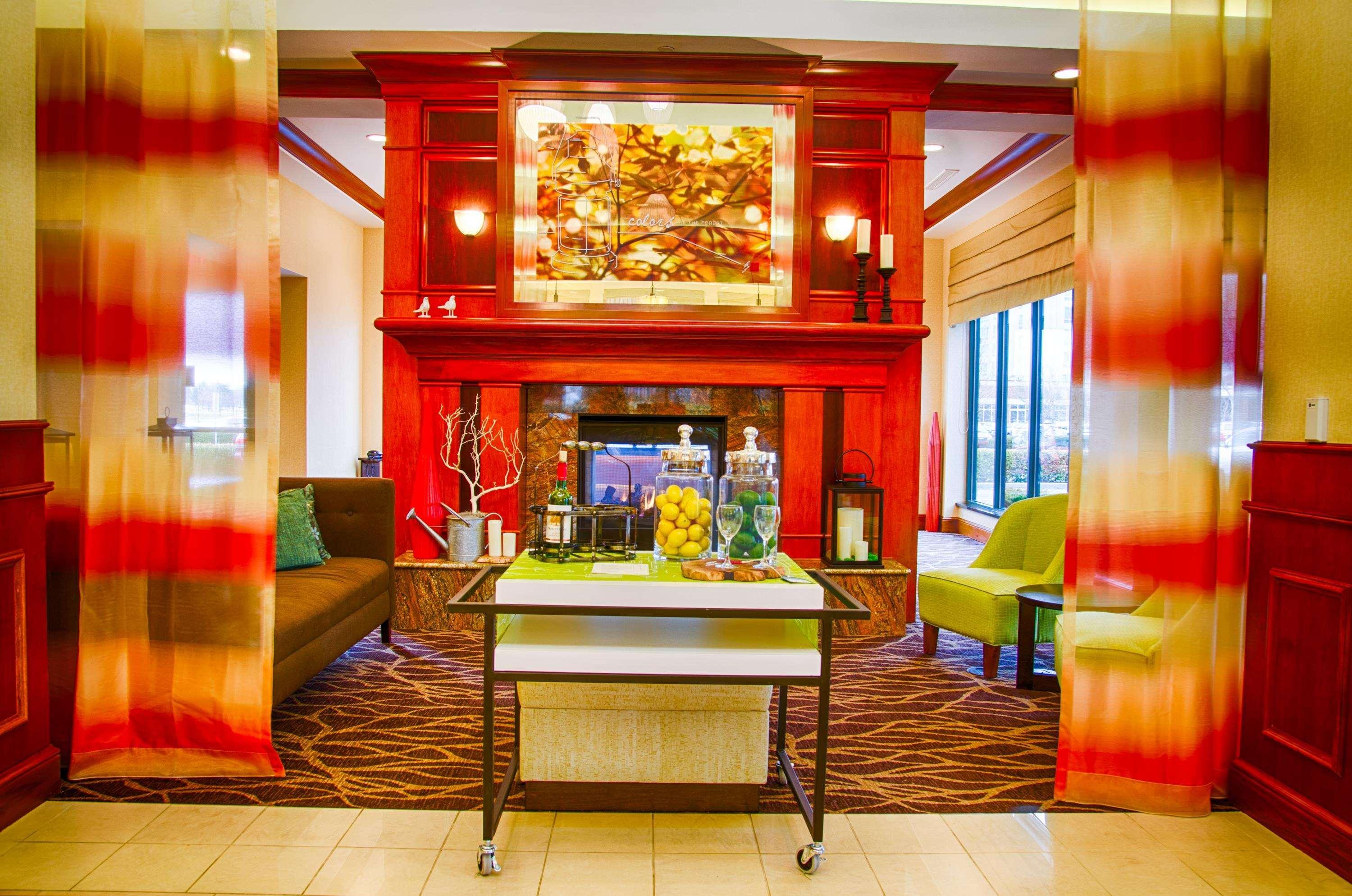 Hilton Garden Bowling Hotel 3*