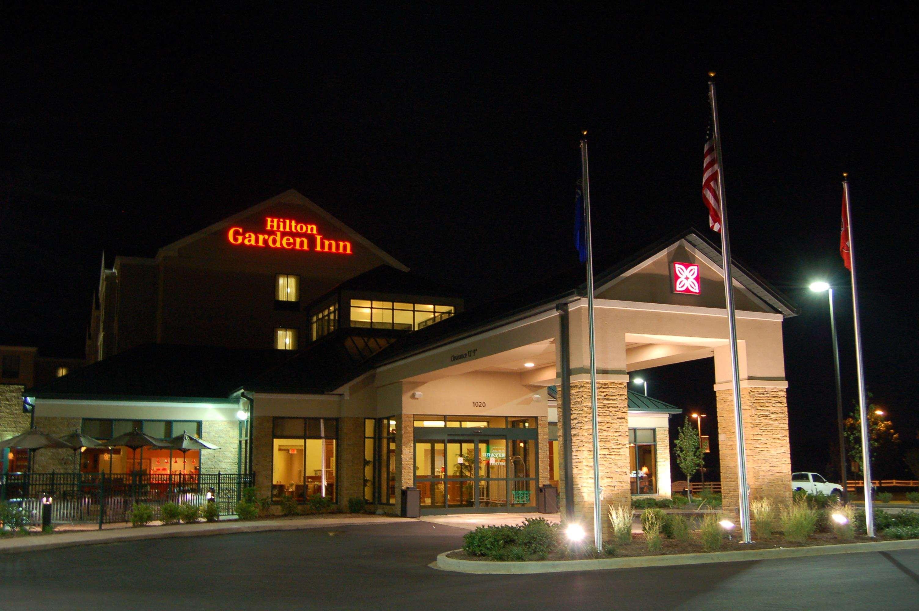 Hotel Hilton Garden Bowling 3*