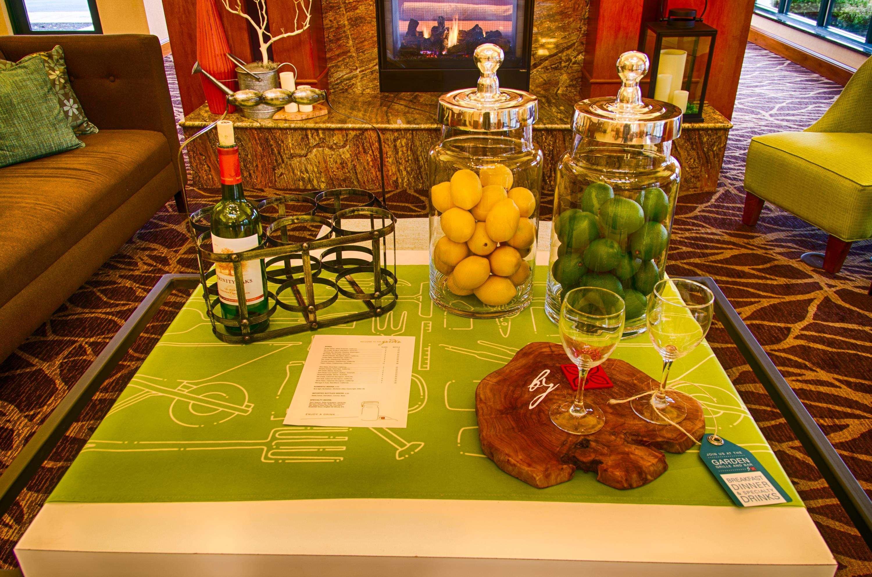 Hotel Hilton Garden Bowling 3*
