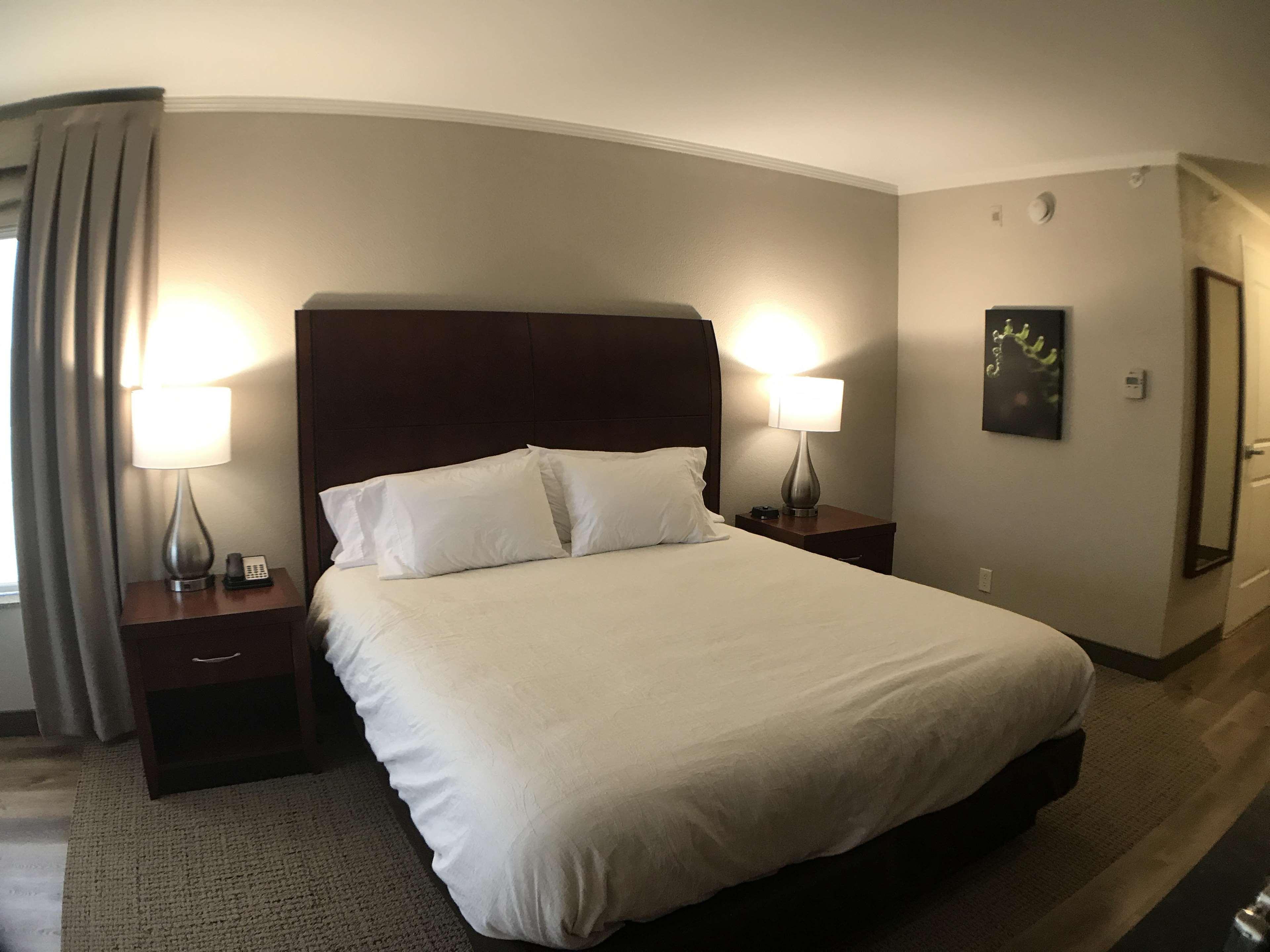 Hotel Hilton Garden Bowling 3*